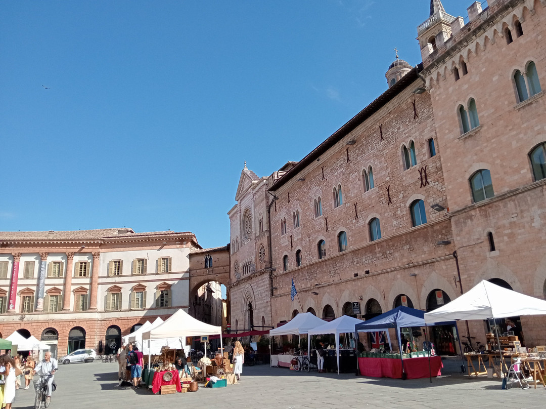 Piazza Della Repubblica-福利尼奥必去景点