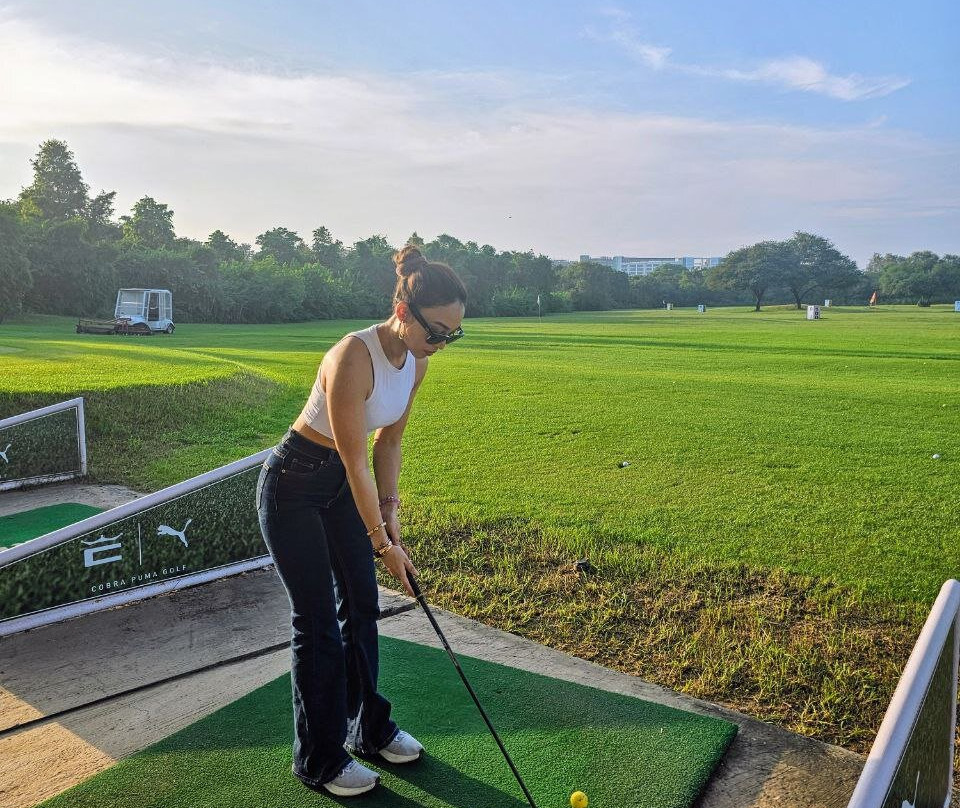 Karma Lakelands Golf Resort & Residences主图