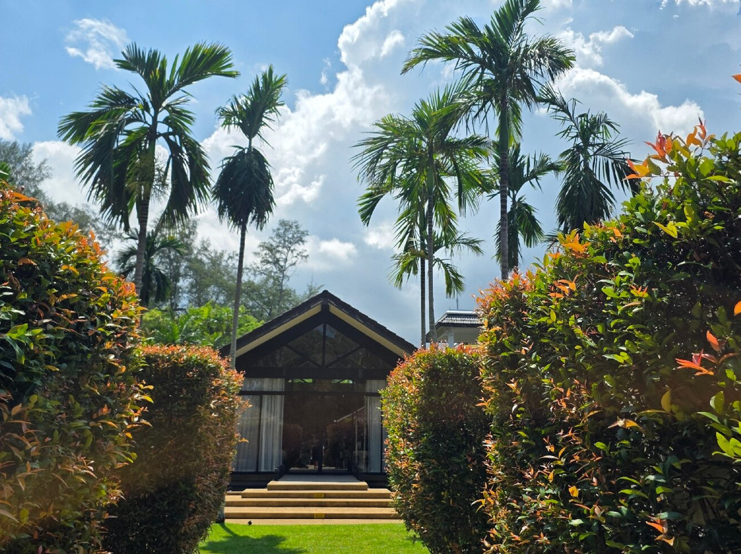 Oasis Tropical Retreat Spa-呈塔累必去景点