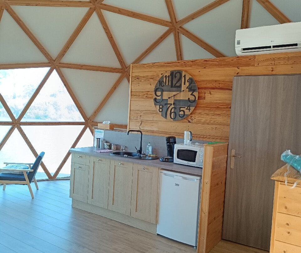 Les Gîtes De Robin'son主图