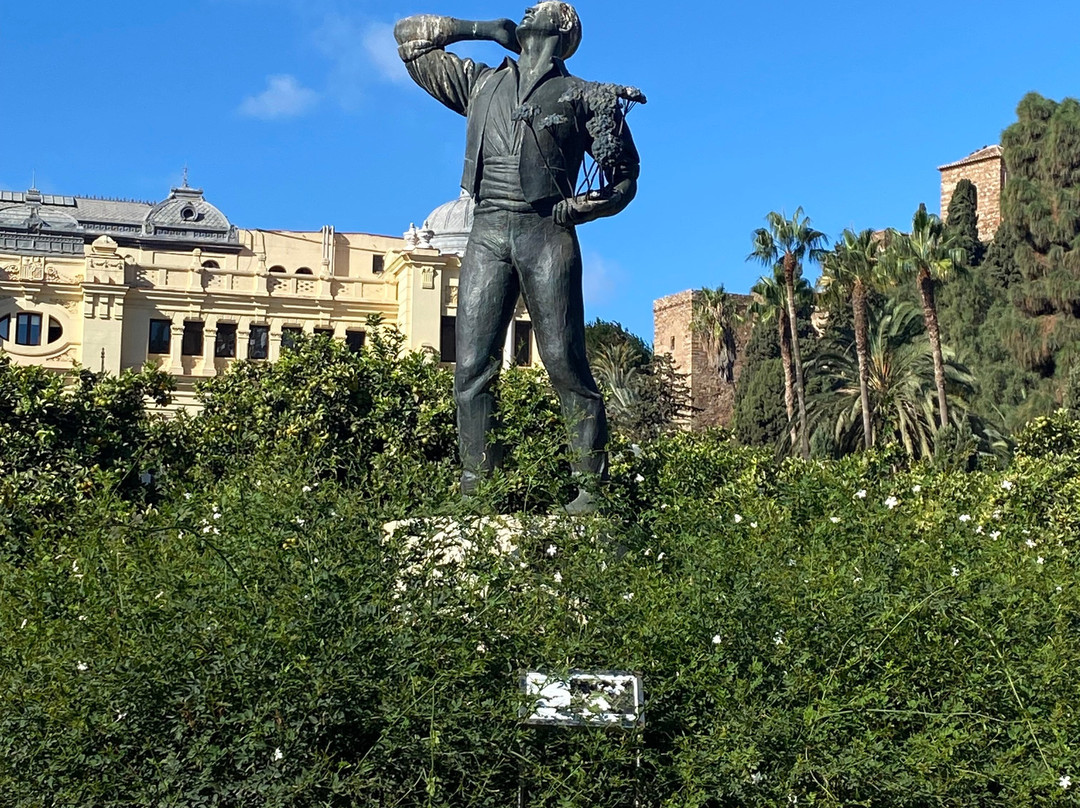 Escultura del Biznaguero-马拉加必去景点