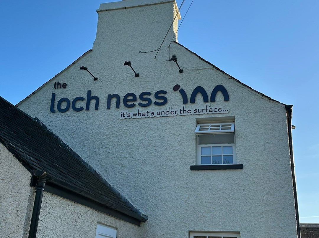 尼斯湖旅馆主图