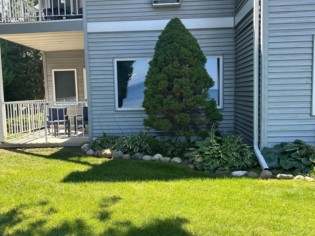 Sand Bay Beach Resort主图