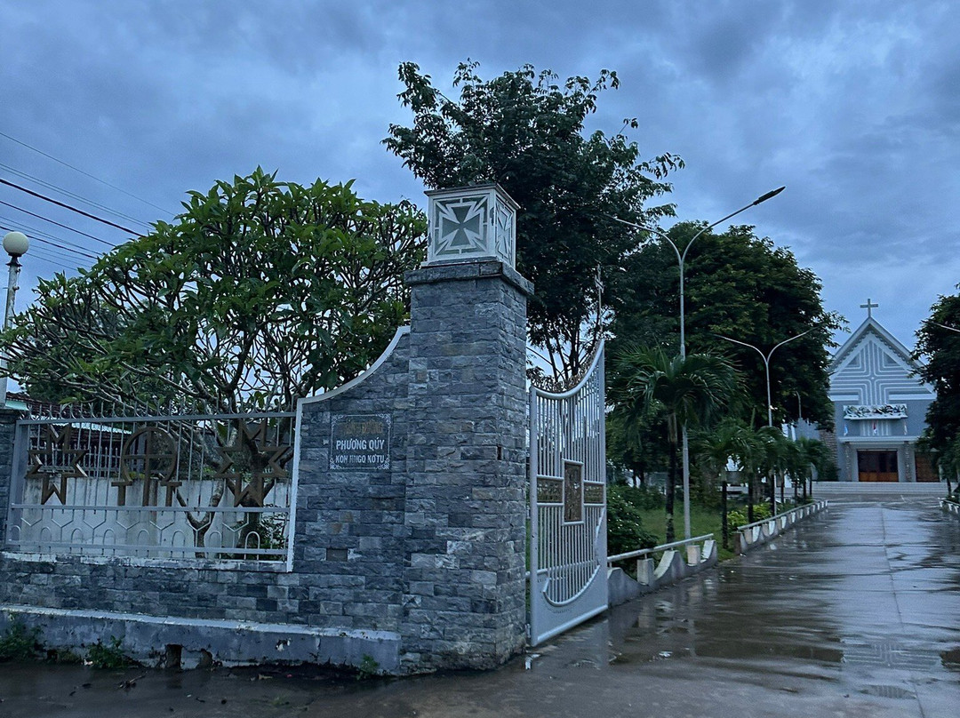 Nhà Thờ Giáo Xứ Phương Quý-昆嵩必去景点