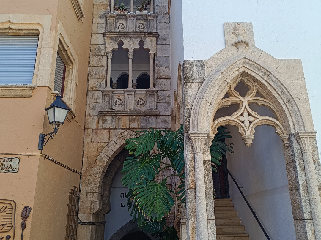 El Roc de Sant Gaieta-Roda de Bara必去景点