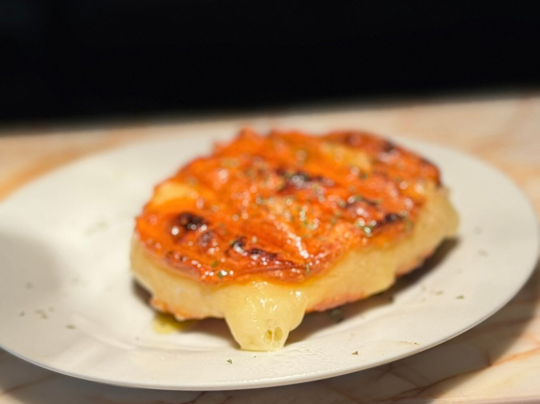 No tan santos, Montevideo