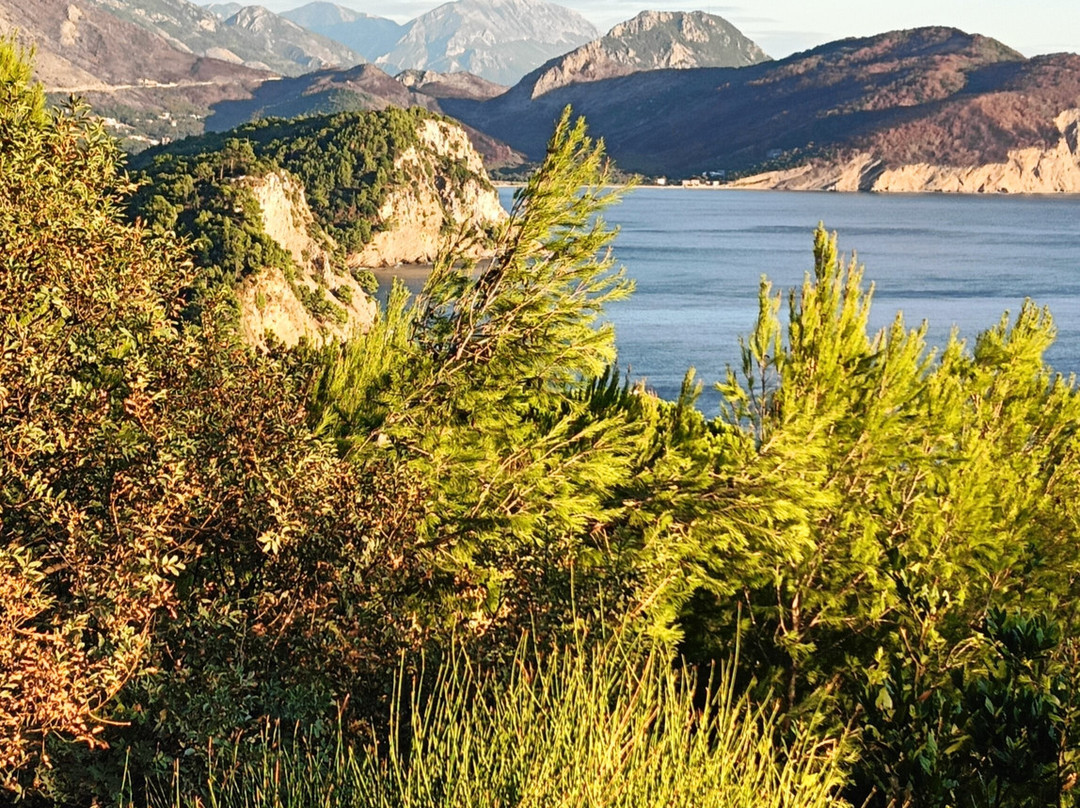 DOO PELIKAN-维尔巴札拉必去景点