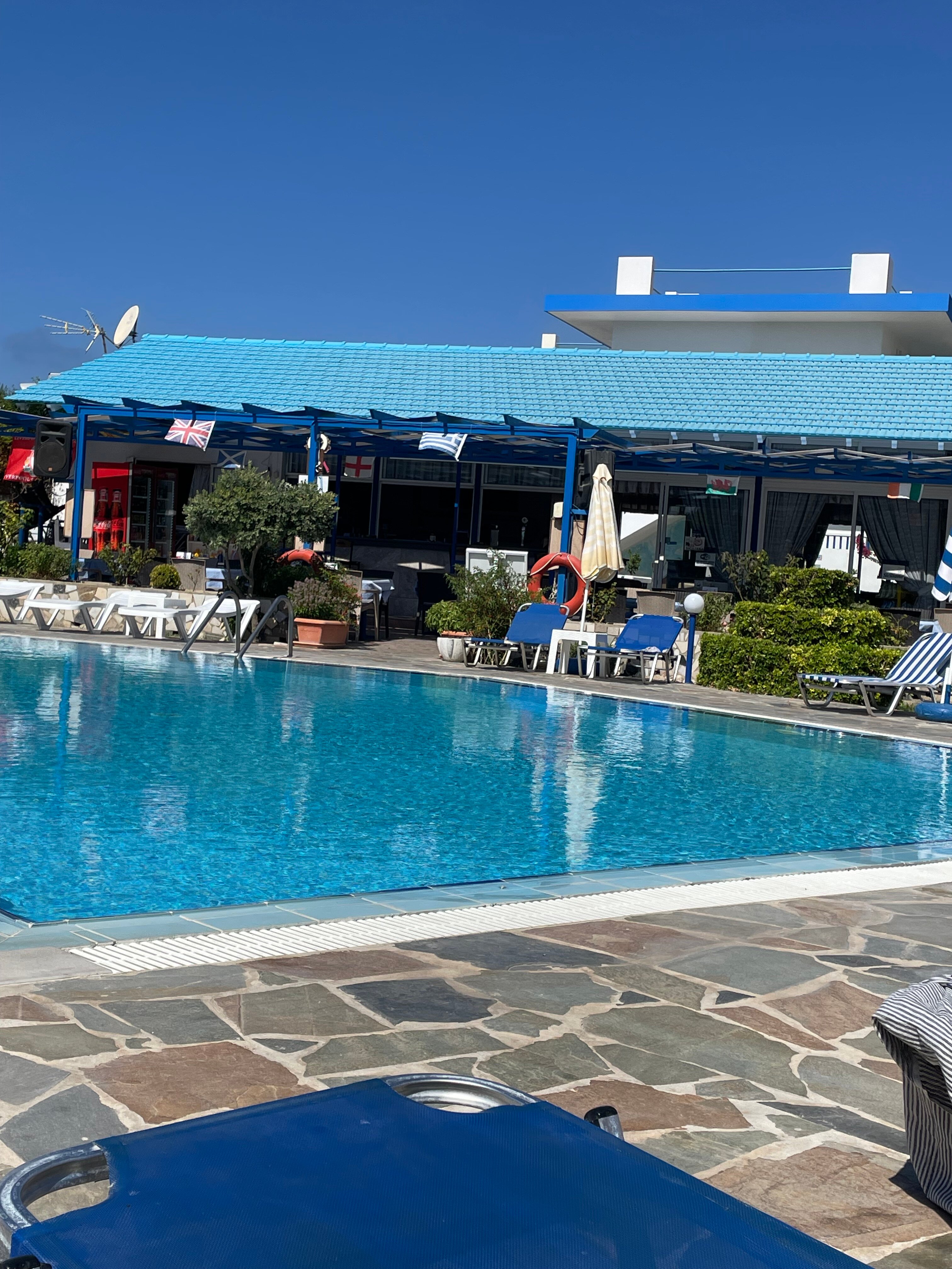 Sunlight Studios Pool Bar & Restaurant-官方