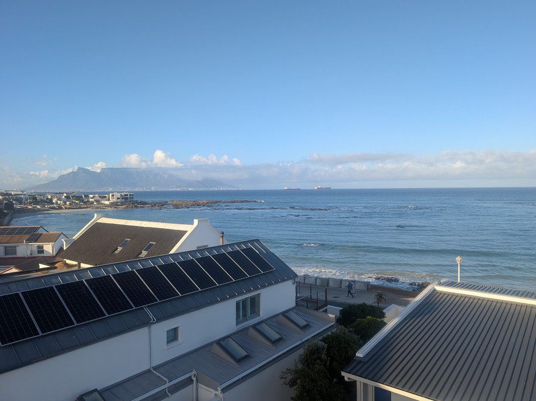 Blue Peter Hotel主图