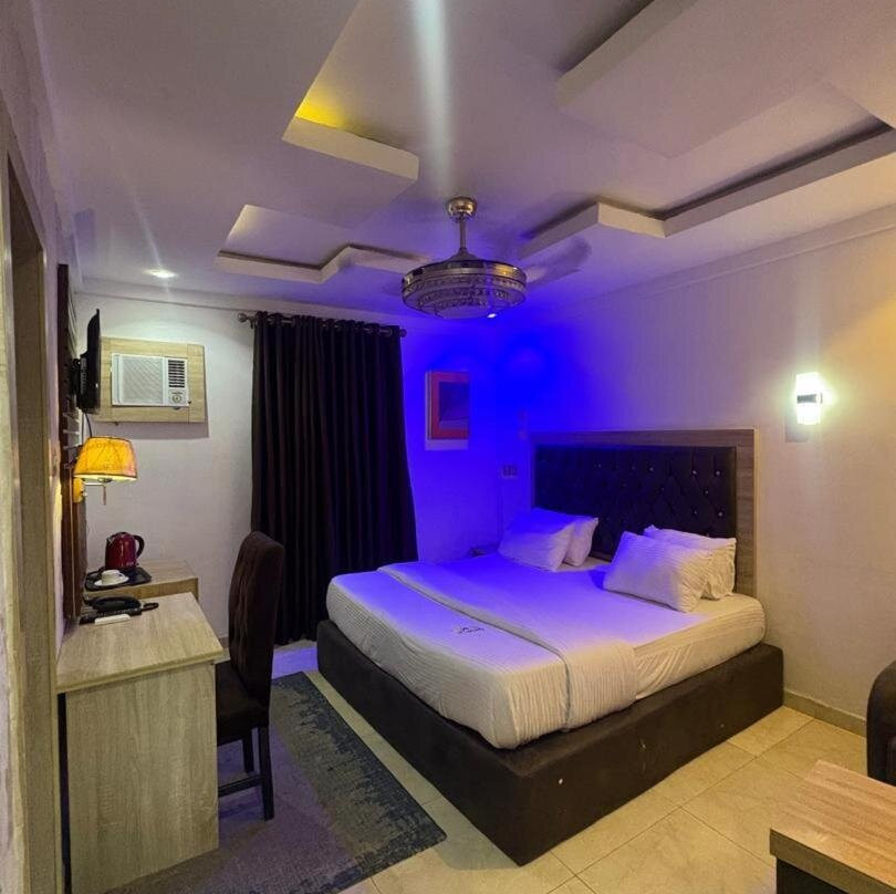 RJ hotel