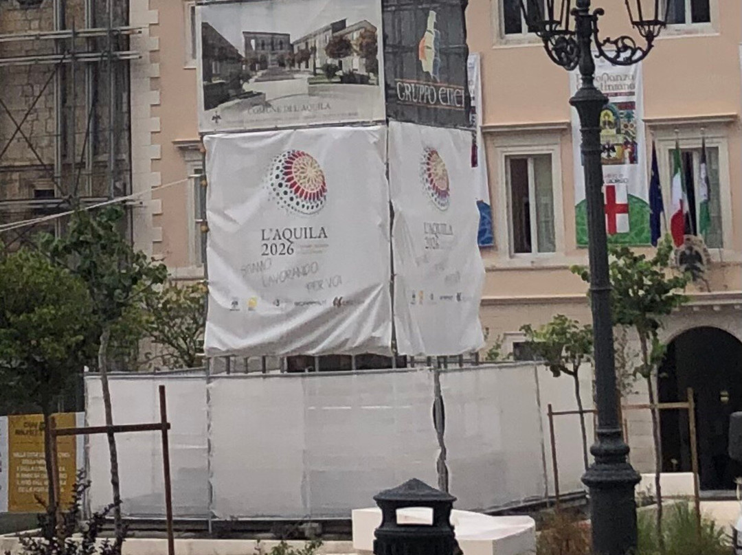 Statua di Sallustio-拉奎拉必去景点