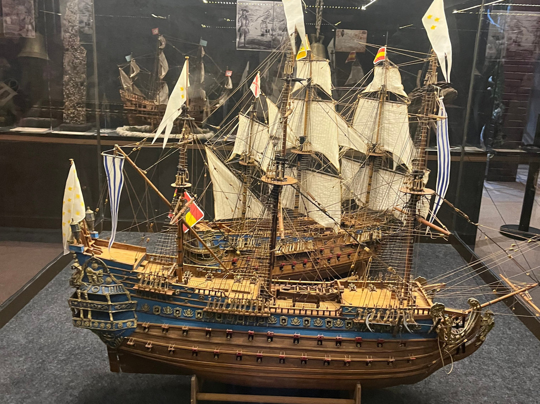 Aventura Pirata-康泊琉海水浴场必去景点