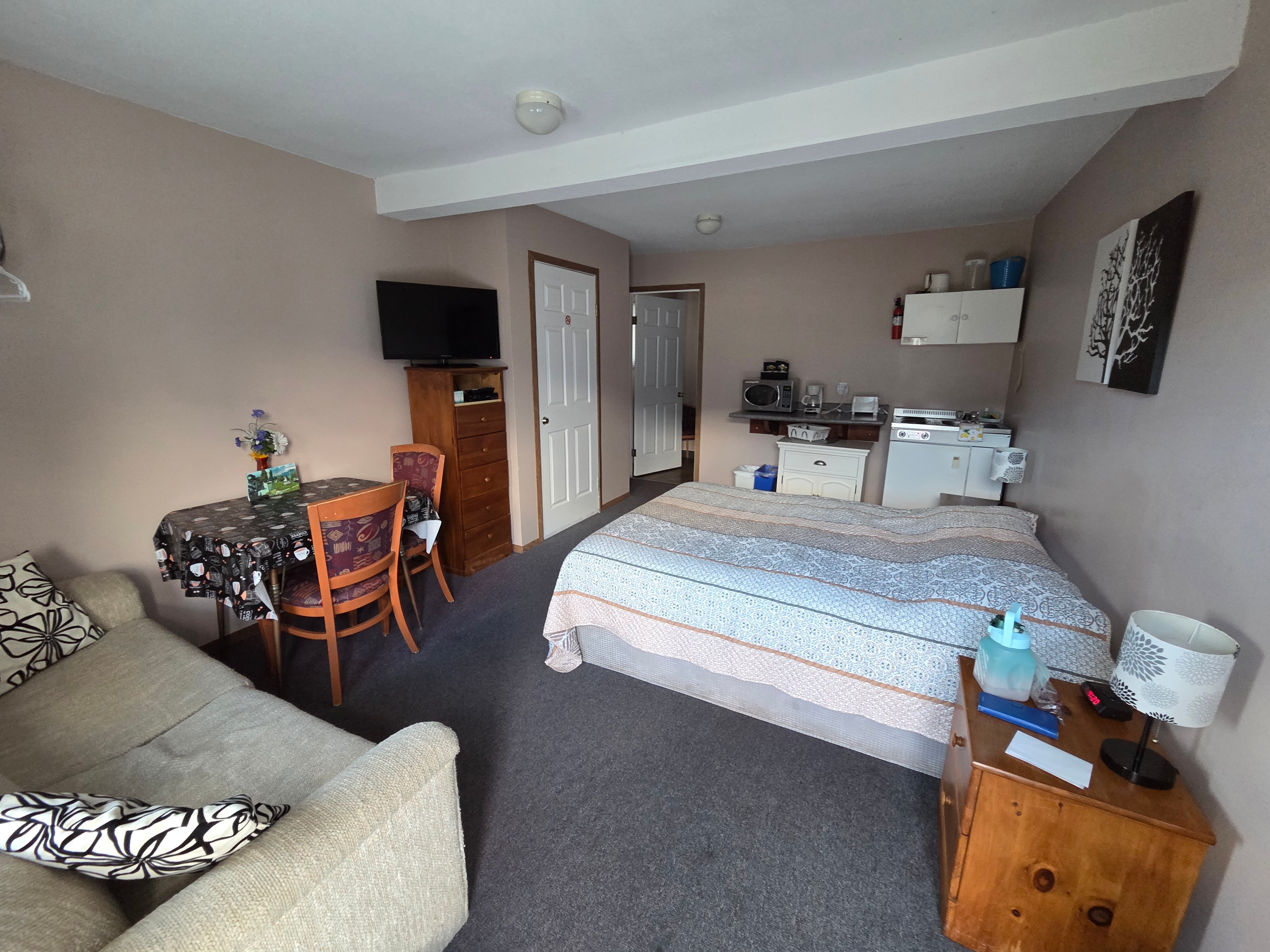 Ainsworth Motel-官方