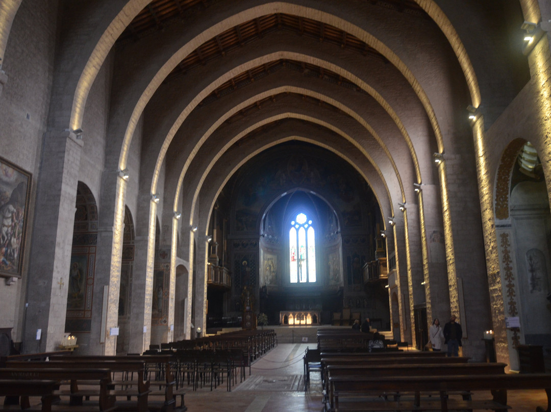 Cathedral (Duomo di Gubbio)-古比奥必去景点