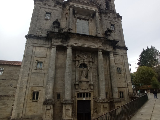 Iglesia de San Francisco-圣地亚哥德孔波斯特拉必去景点