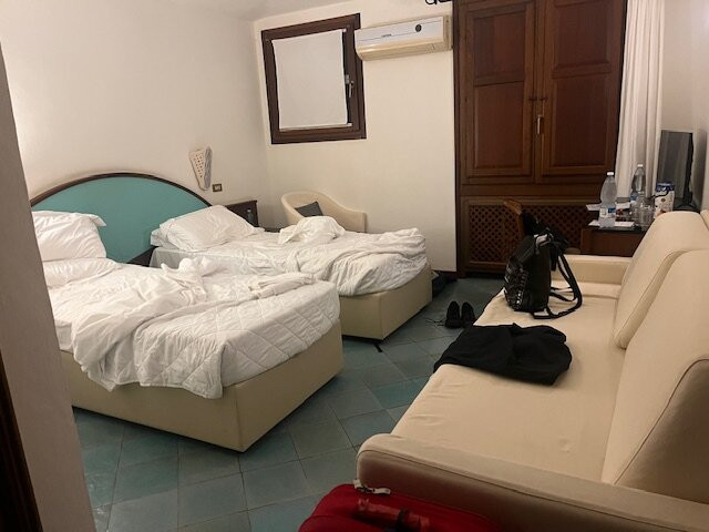 拉托雷酒店主图