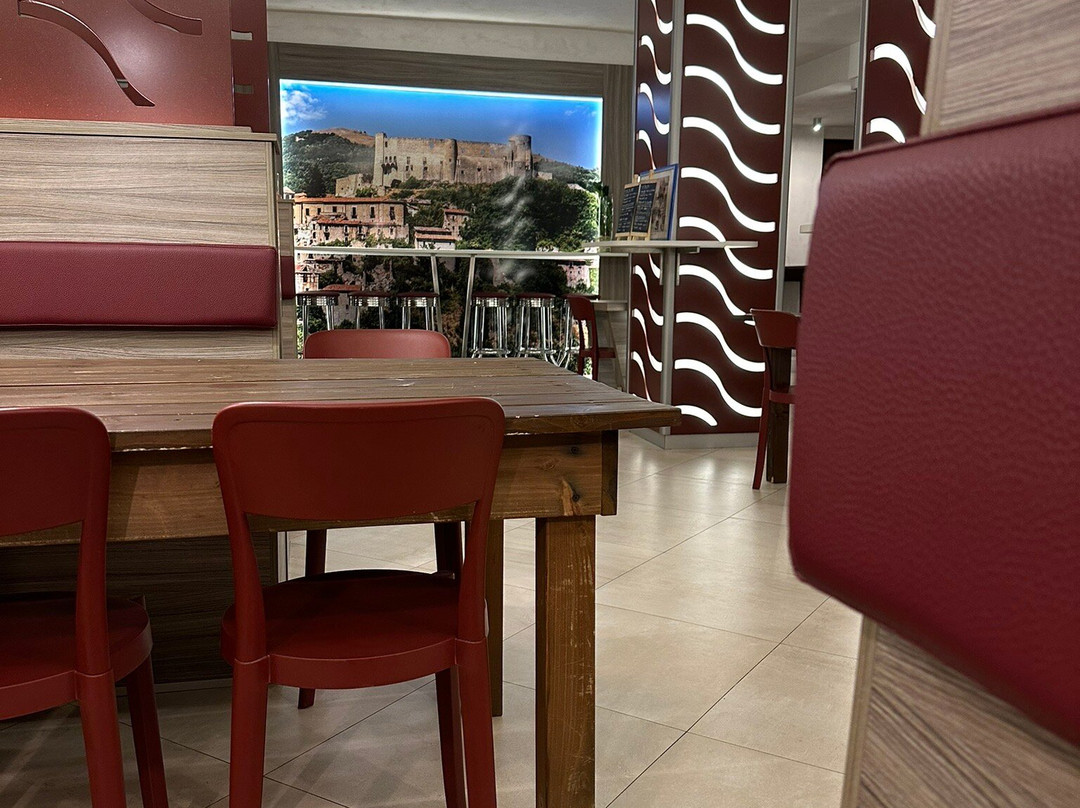 Quartieri Lucani Pizzeria E Aperitivi