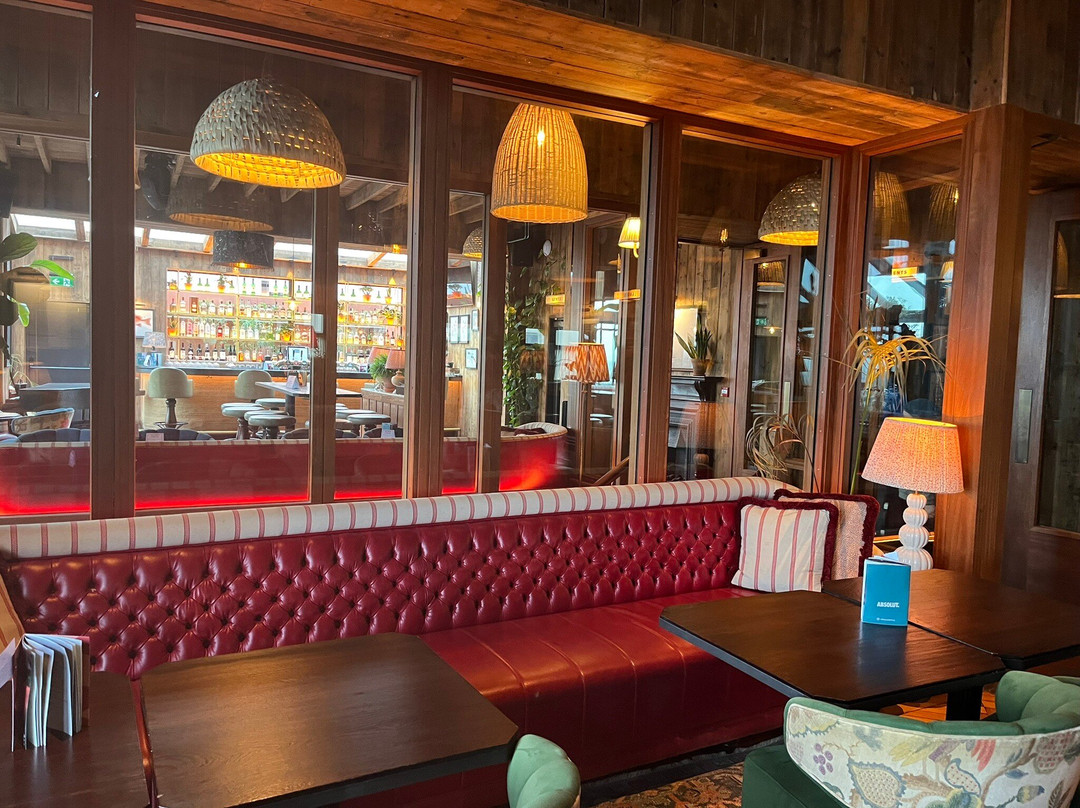 玛特洛酒店主图