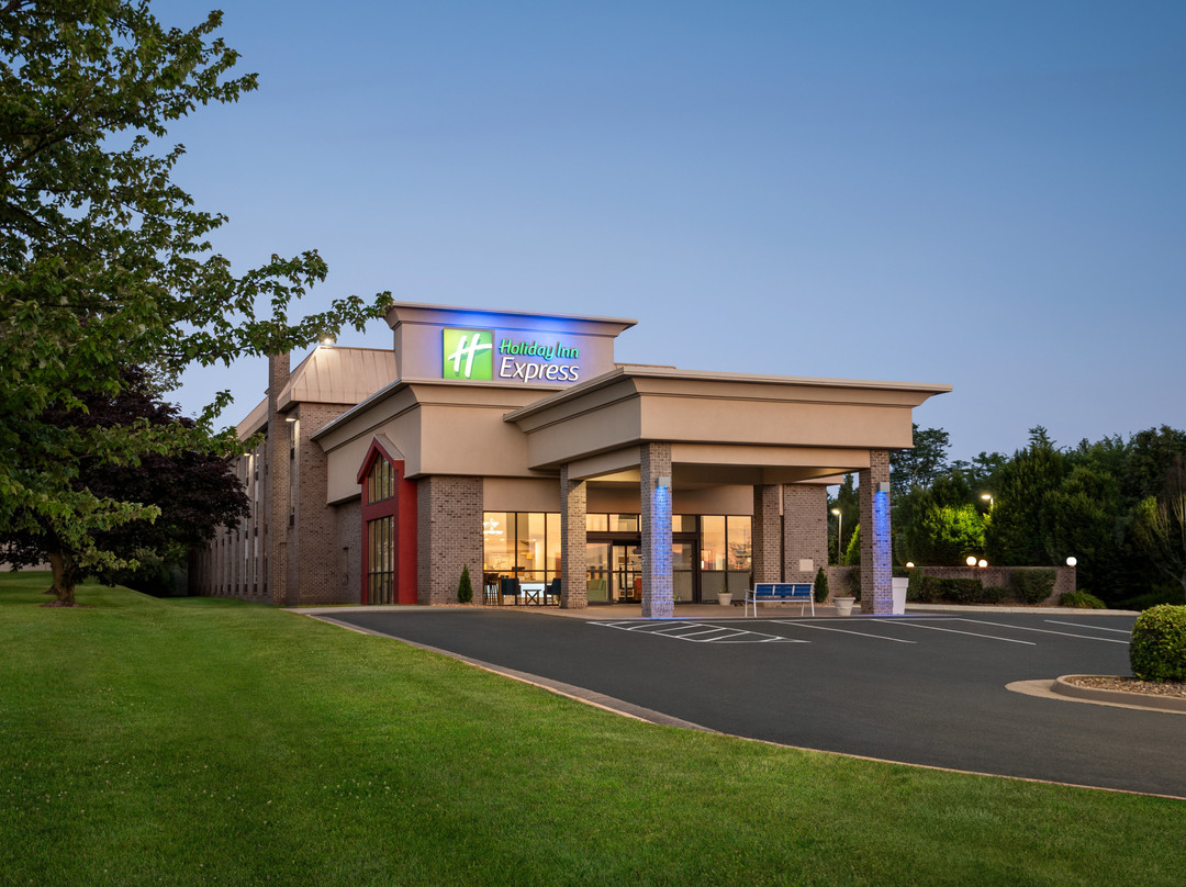 Stephens City酒店住宿-Holiday Inn Express Winchester South Stephens City By IHG