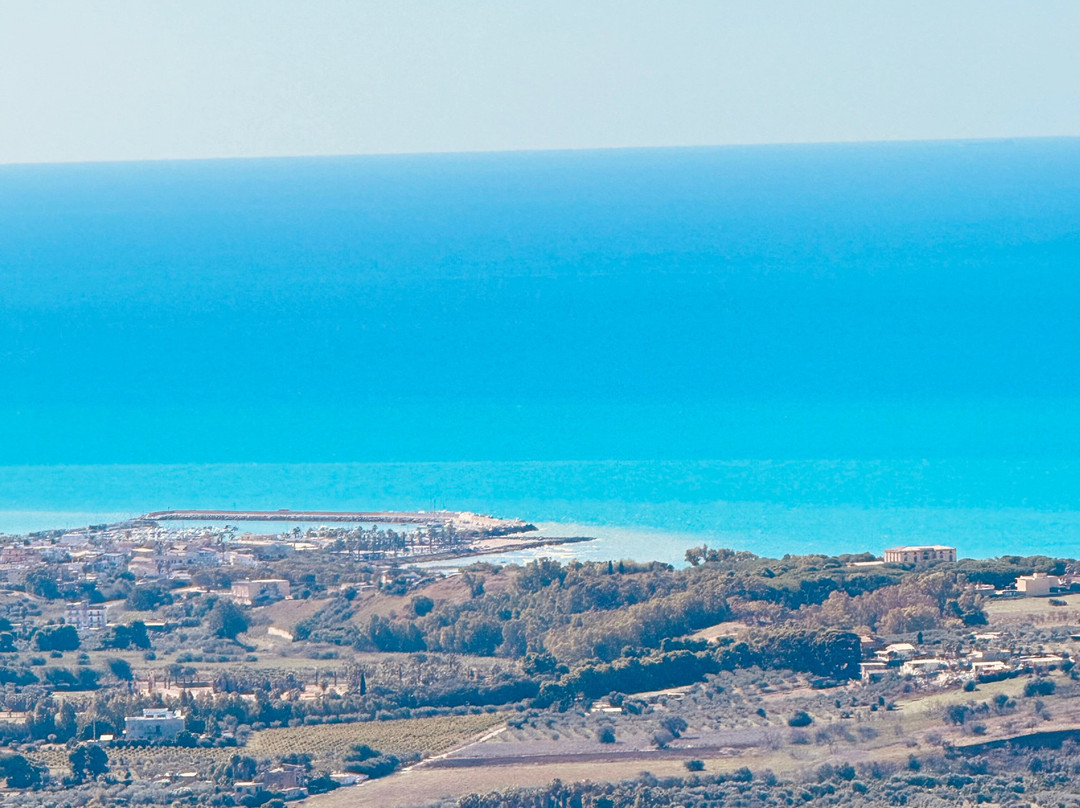 阿格里简托米拉瓦勒住宿加早餐旅馆主图