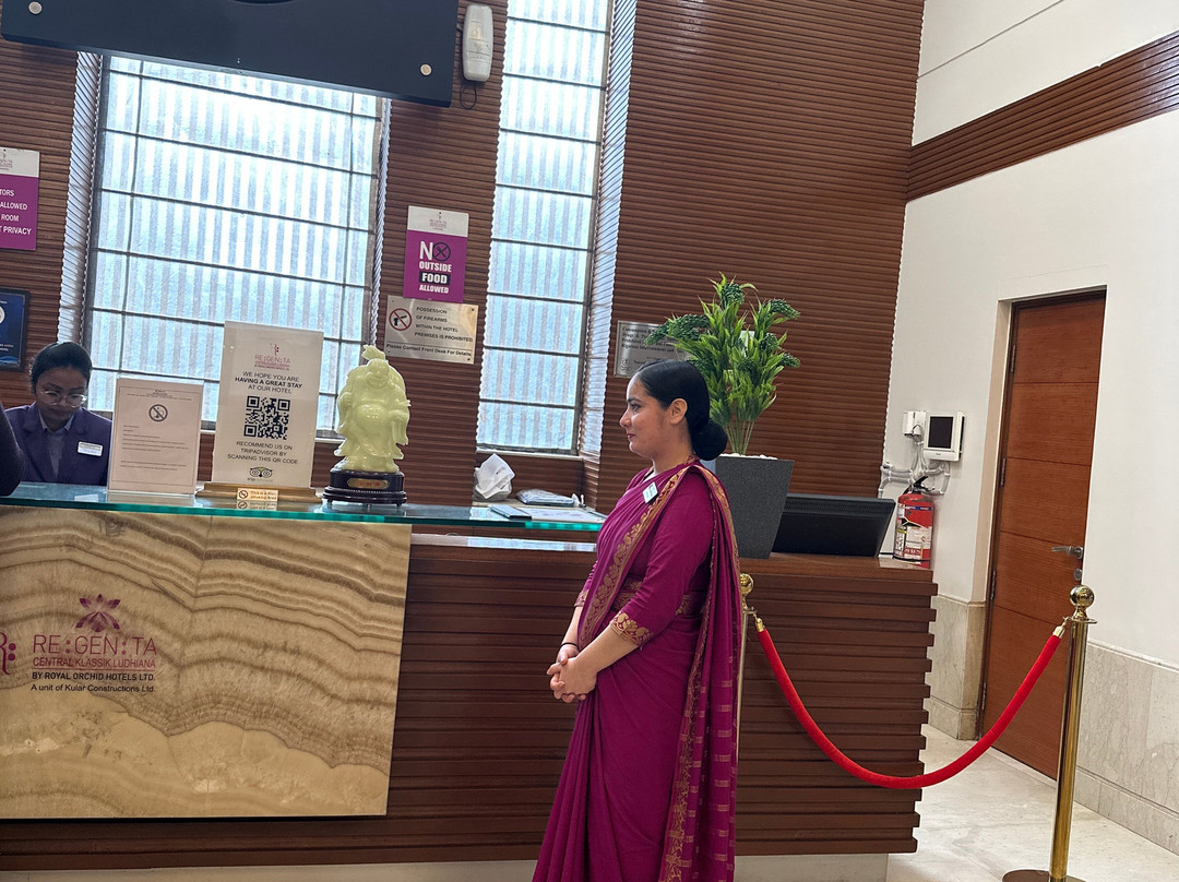 克拉西克财富酒店主图