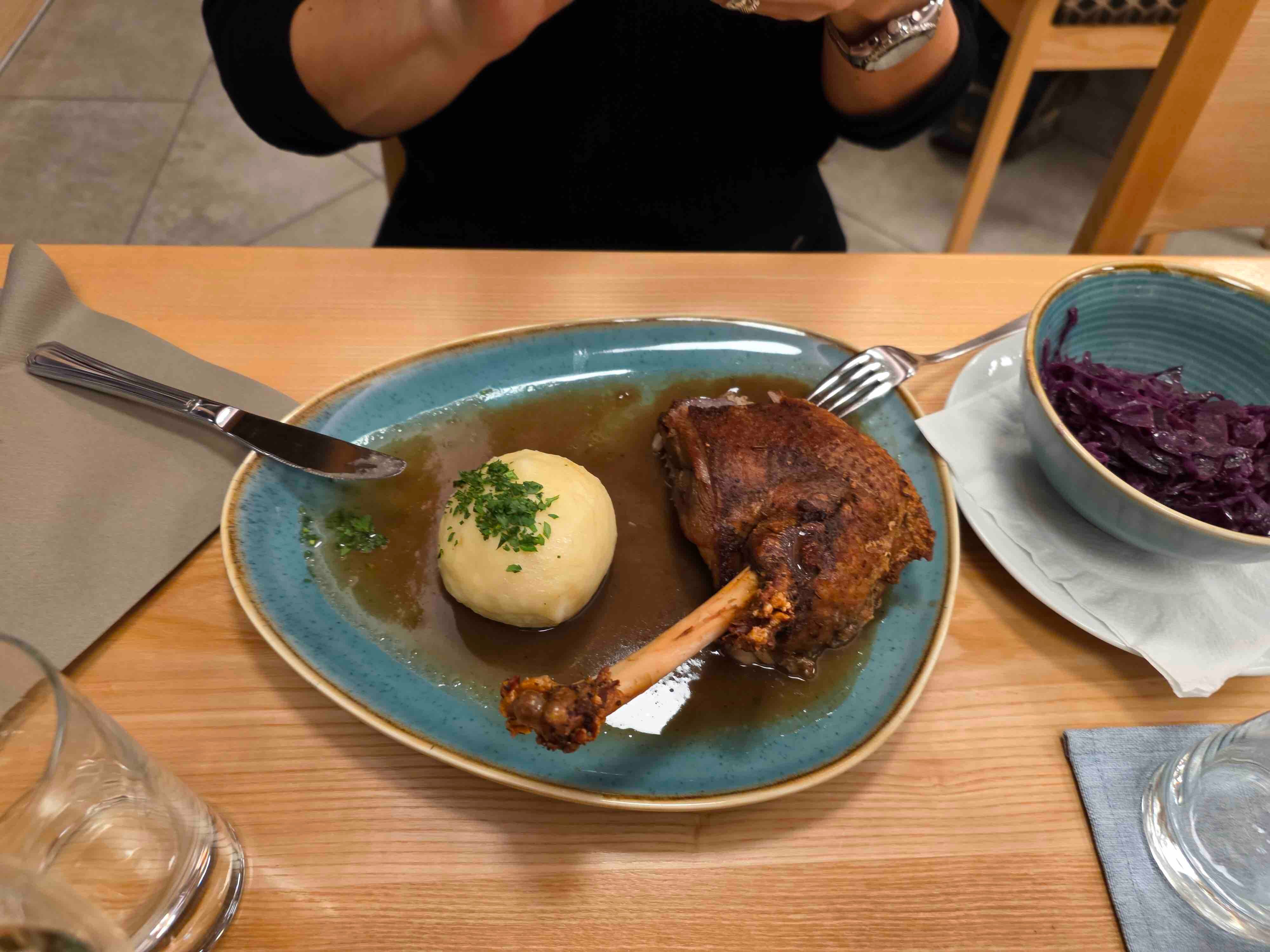 Gasthof Zur Donaubrucke-官方