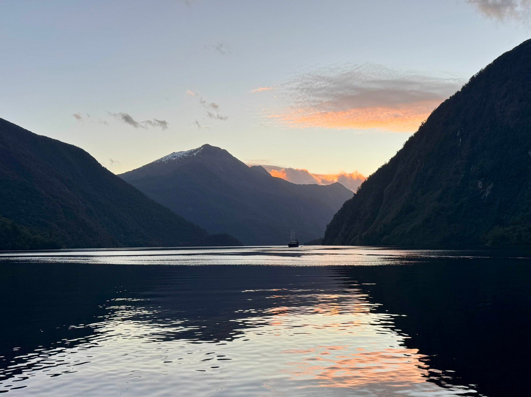 Fiordland Expeditions - Doubtful Sound Overnight Cruises & Multi Day Charters-马纳普里必去景点