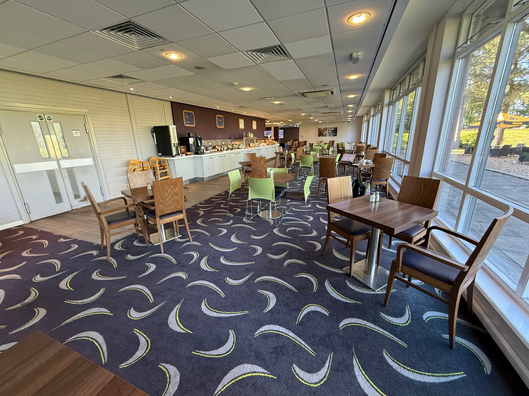 Holiday Inn Express Preston - South by IHG主图