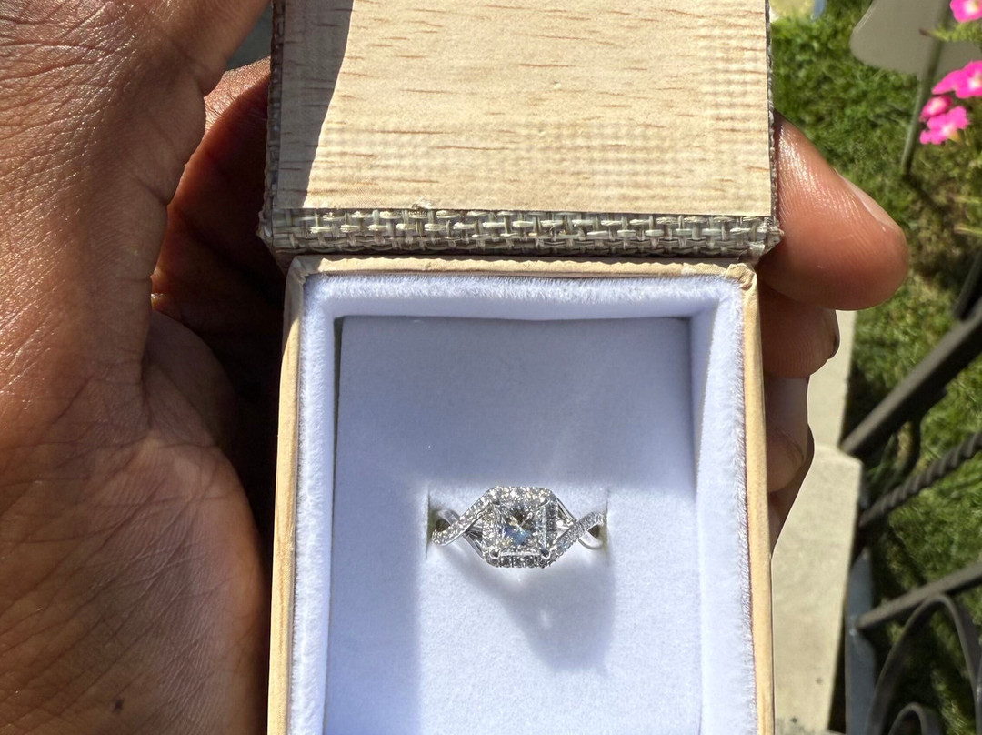 Royal Jewelers St. Maarten-菲利普斯堡必去景点