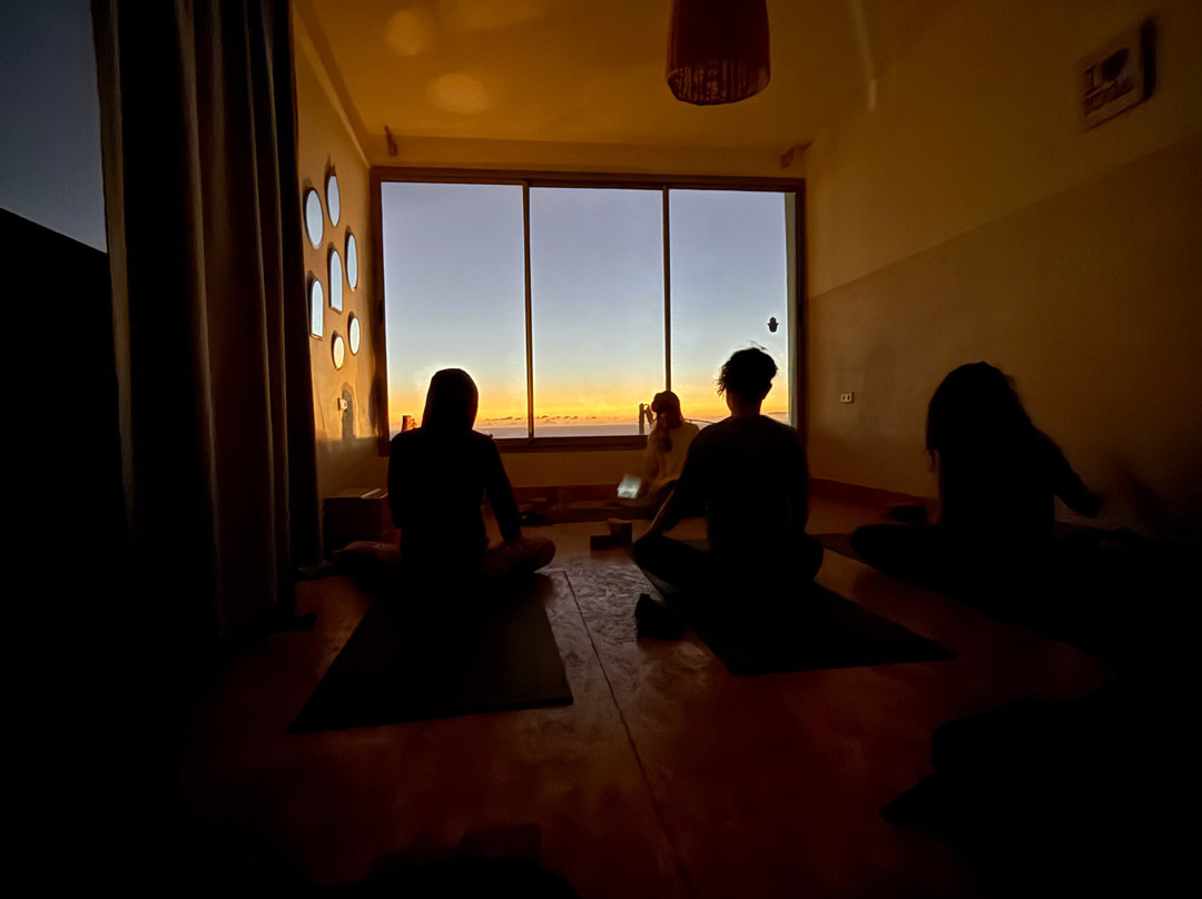 Blue Mind Surf & Yoga Tribe主图