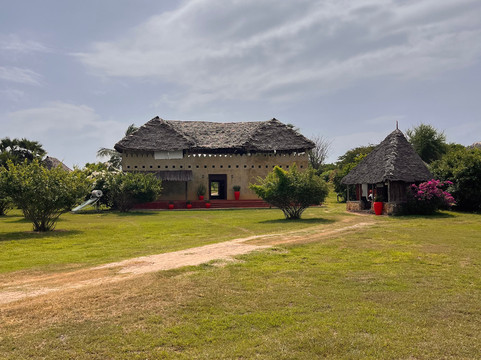 Pangani Cliffs Lodge主图