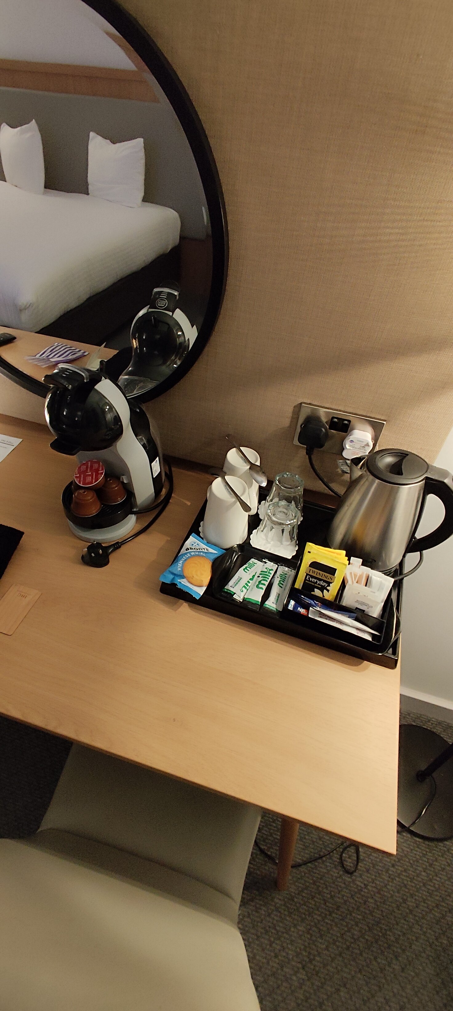 剑桥假日酒店-客卧