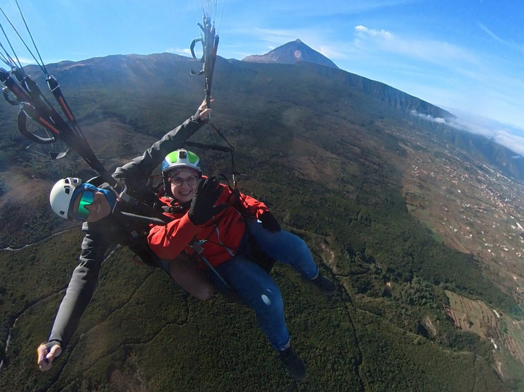 Enminube Paragliding-拉古纳的圣克里斯托波尔城必去景点
