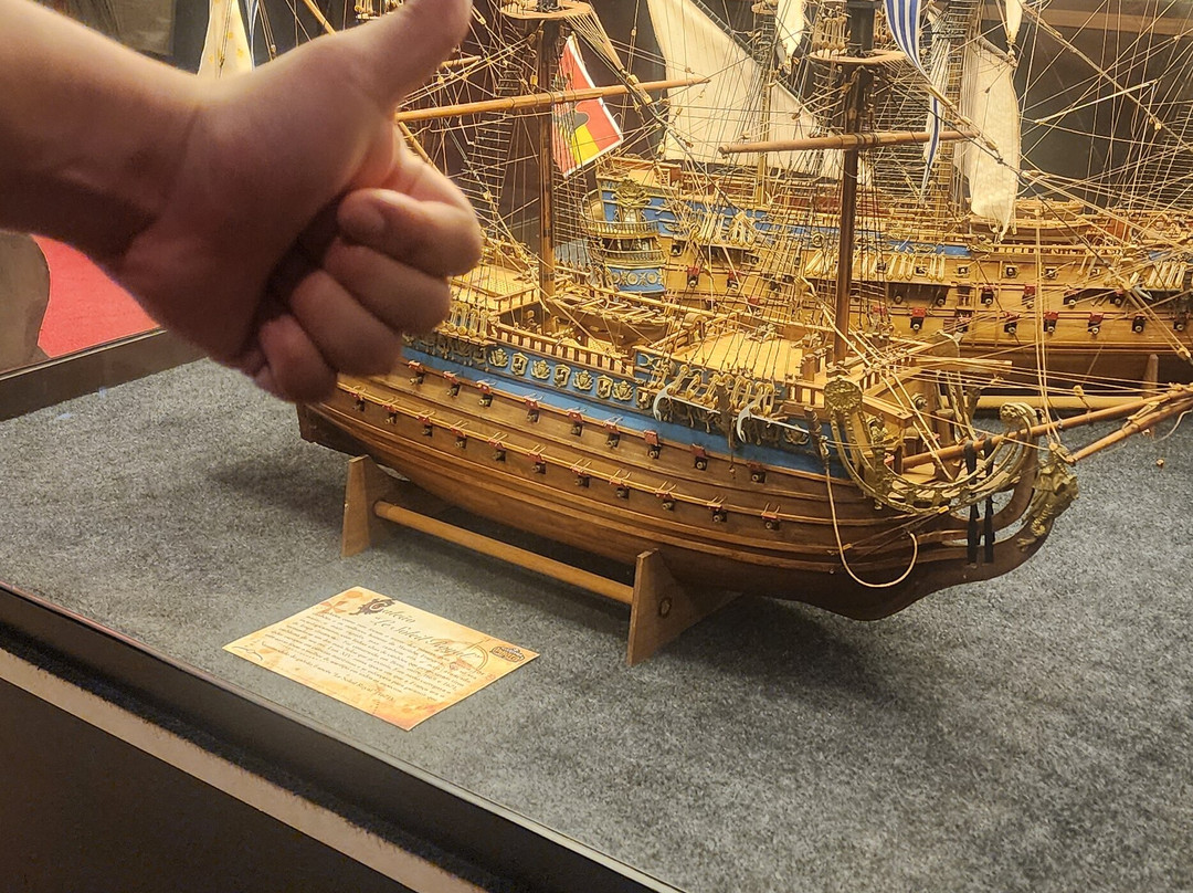 Aventura Pirata-康泊琉海水浴场必去景点