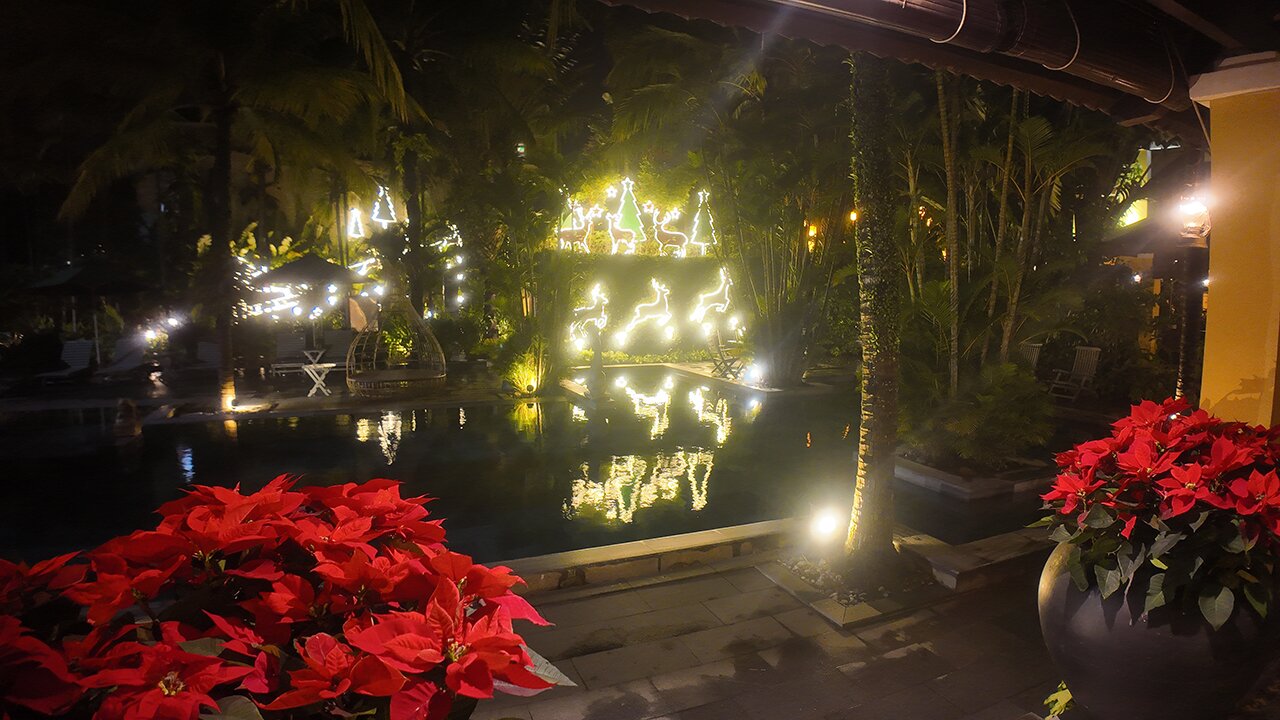 精华会安酒店和Spa-泳池