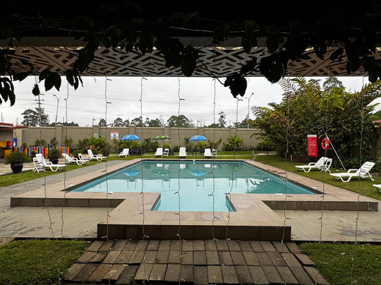 Highlander Hotel & Apartments主图