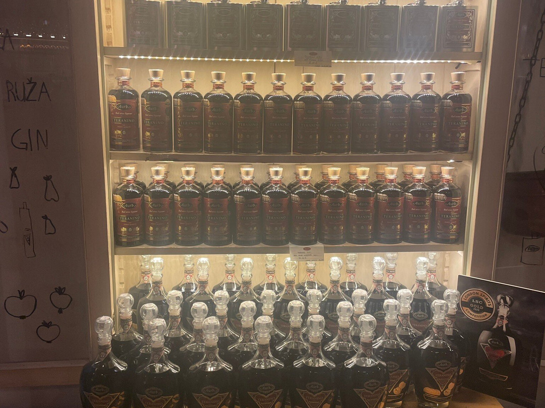 Aura Distillery-Buzet必去景点