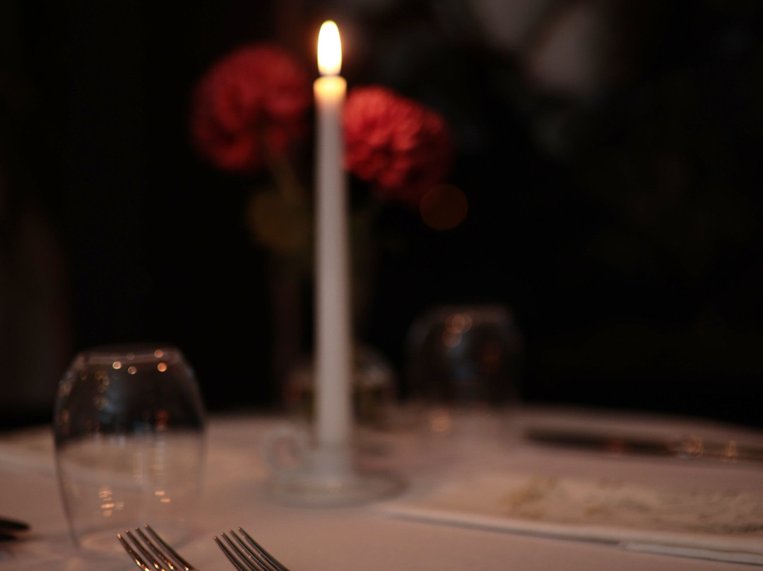 The Red Balloon Restaurant