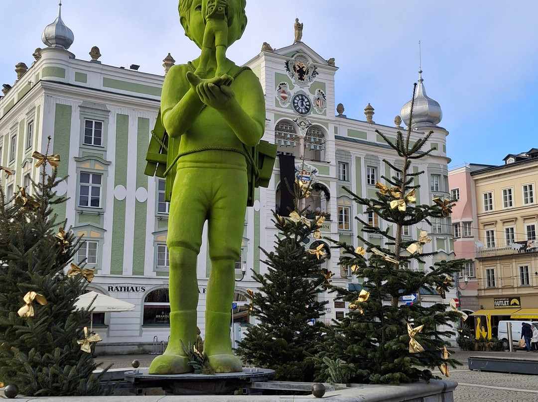 Rathaus-葛姆登必去景点