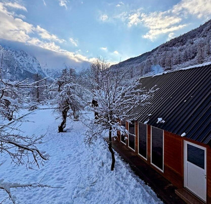 Cerem酒店住宿-Lazer Cardaku Guest House