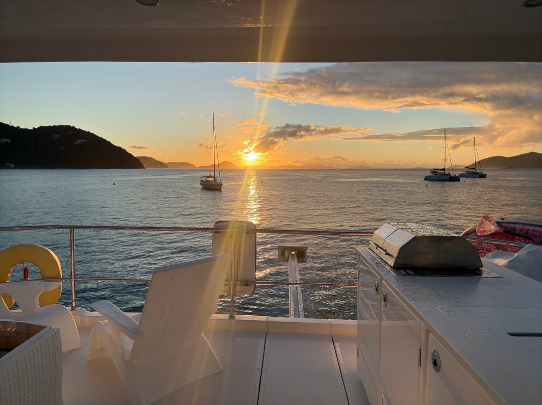 MarineMax Vacations-托土拉必去景点