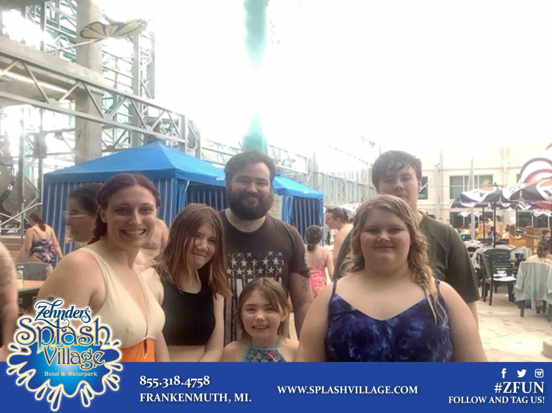 Zehnders Splash Village主图