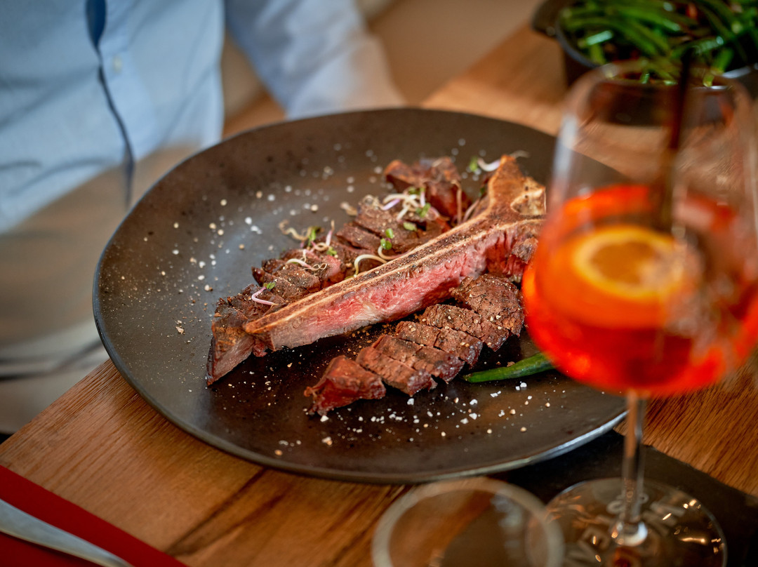 Wood & Steak