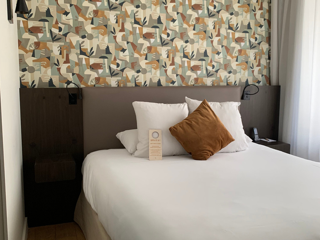 旅行者之树酒店主图