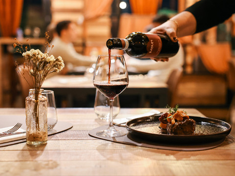 Euphoria Restaurant & Wine