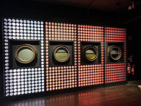 Teeling Whiskey Distillery-都柏林必去景点