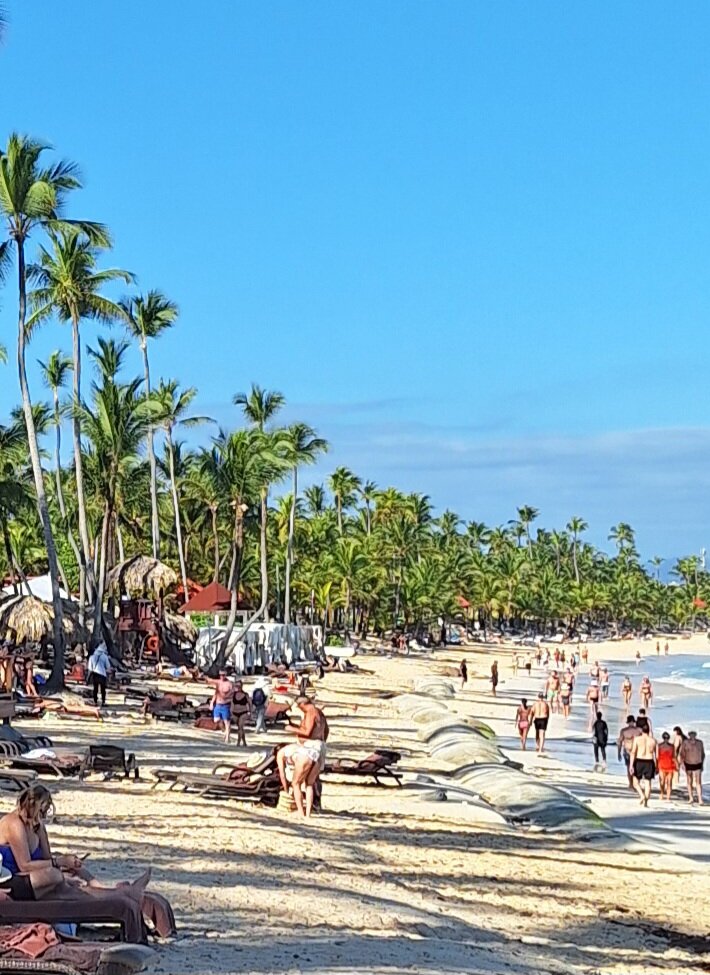 蓬塔卡纳罗雅顿 - 傲途格精选全包式度假村及娱乐场-泳池