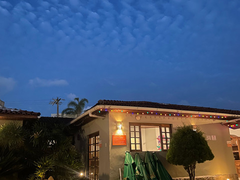 伊利亚斯卡利宾酒店主图