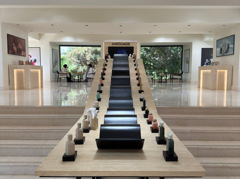 Amouage Manufacture And Visitor's Centre-锡卜必去景点