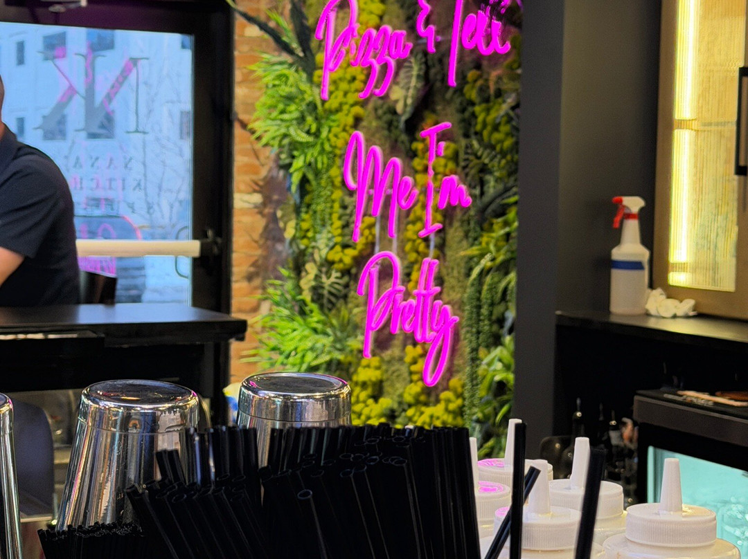 Nana's Kitchen & Pizzeria